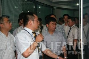 成都市政府副秘书长师江莅临博鱼买球首选国际考察