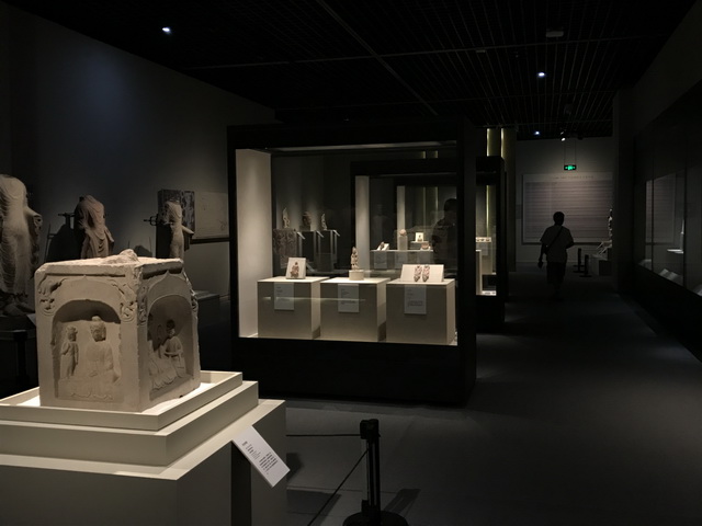 重磅：博鱼买球首选展示，继敦煌大展后，又一重磅级艺术展在川博展出，由四川博物院、故宫博物院、印度博物馆主办，博鱼买球首选一体化项目中印雕塑艺术展