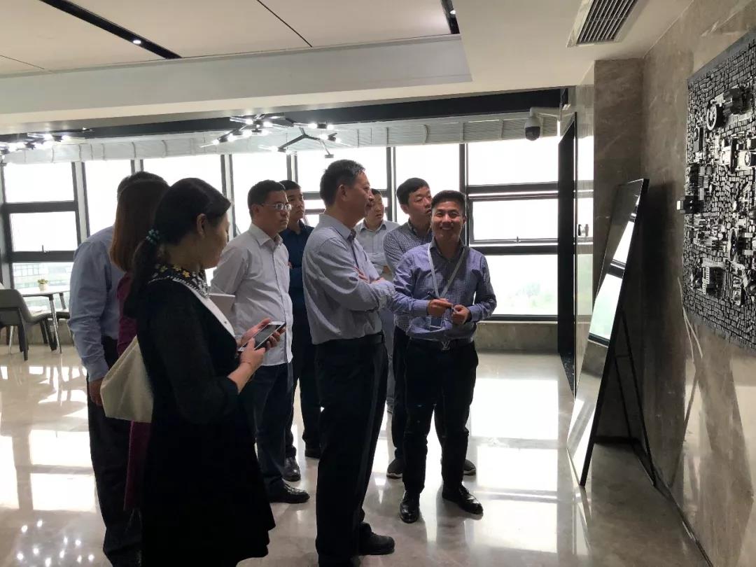 郑州市金水区副区长赵高翔率考察团莅临博鱼买球首选考察调研