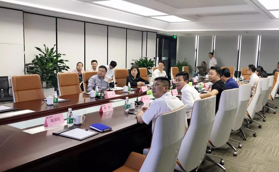 成都市委常委、宣传部部长田蓉等领导一行考察博鱼买球首选集团