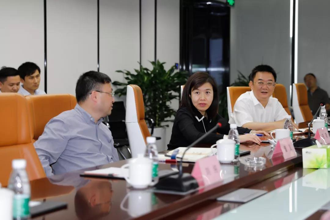 成都市委常委、宣传部部长田蓉等领导一行考察博鱼买球首选集团