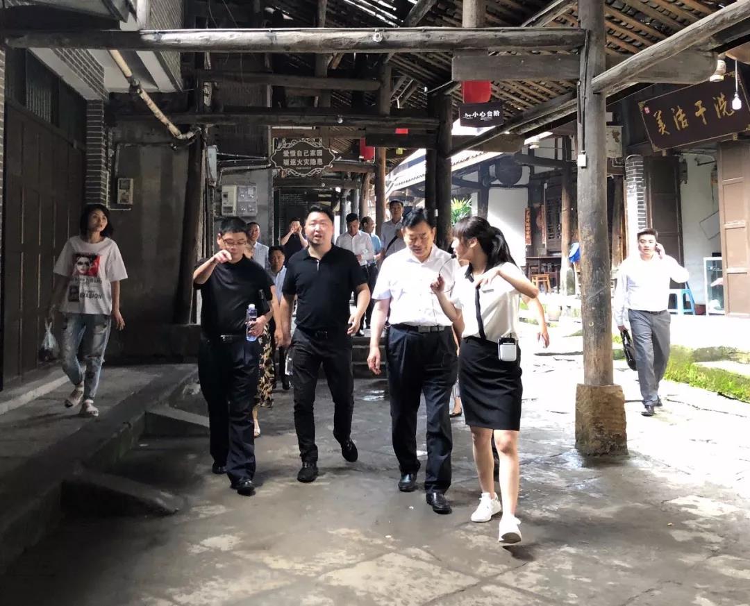 博鱼买球首选团队一行赴犍为县考察文化旅游产业