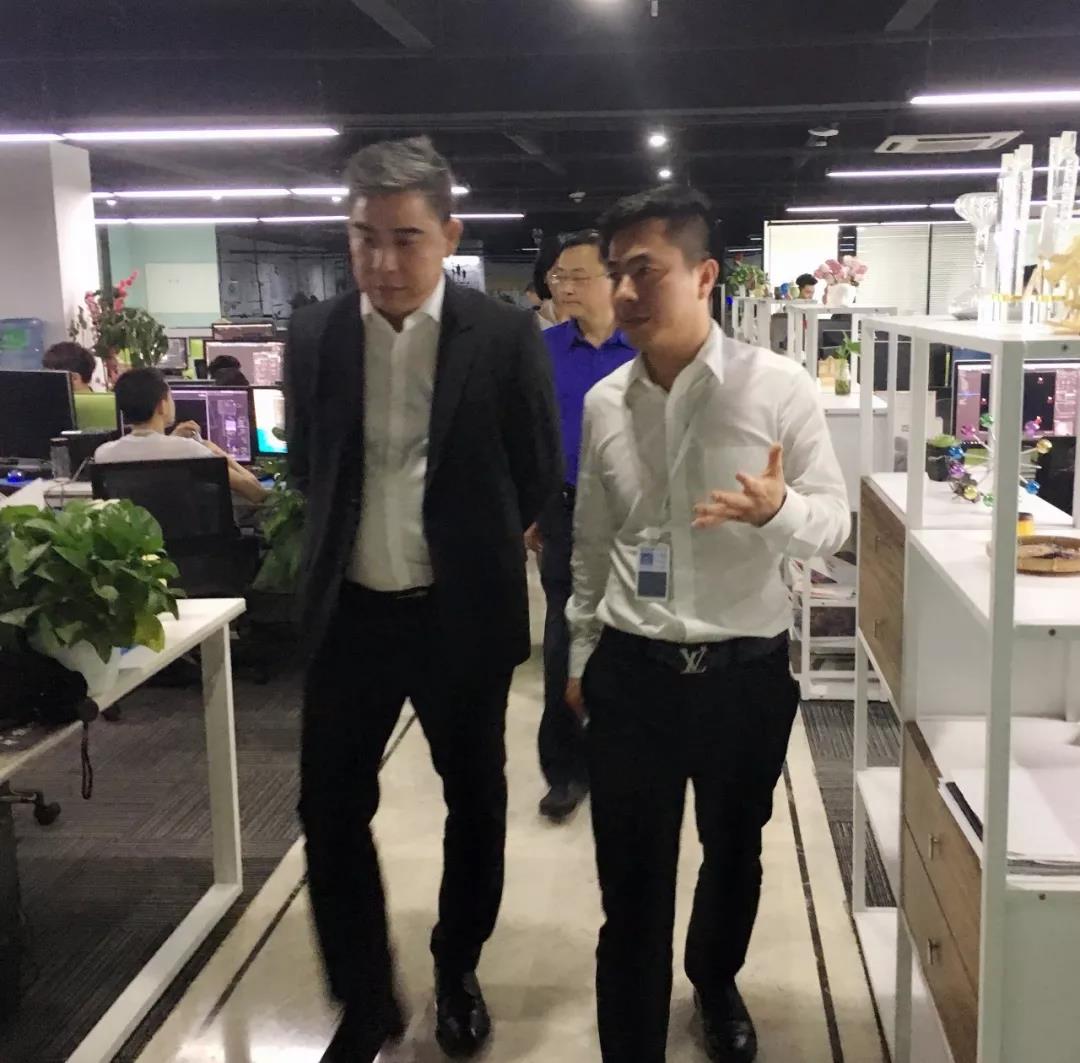 国家文物局博物馆与社会文物司司长罗静一行莅临博鱼买球首选参观考察