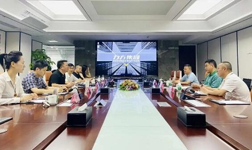 玉龙集团董事刘晓华一行莅临博鱼买球首选考察交流